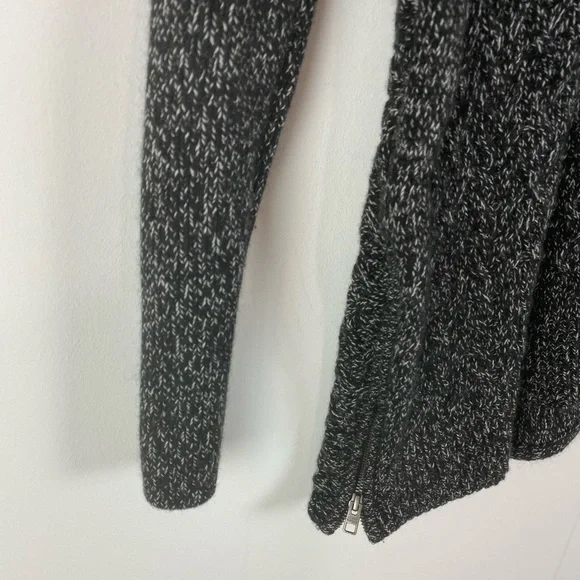 Athleta Northern Lights wool cashmere v-neck pullover sweater, S - Picture 3 of 6